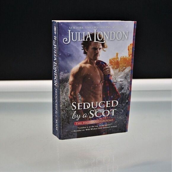 Seduced by a Scot By Julia London 2018 Harlequin Books Mass Market Paperback - Picture 1 of 8